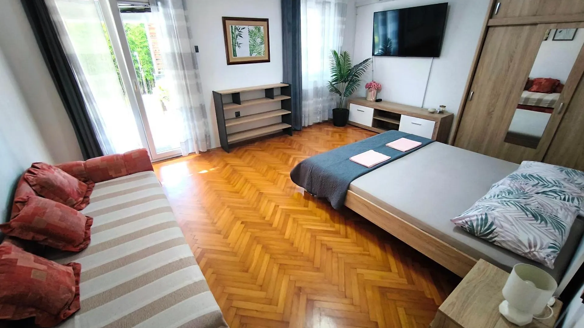 Apartmani Andrea Pola 0*,